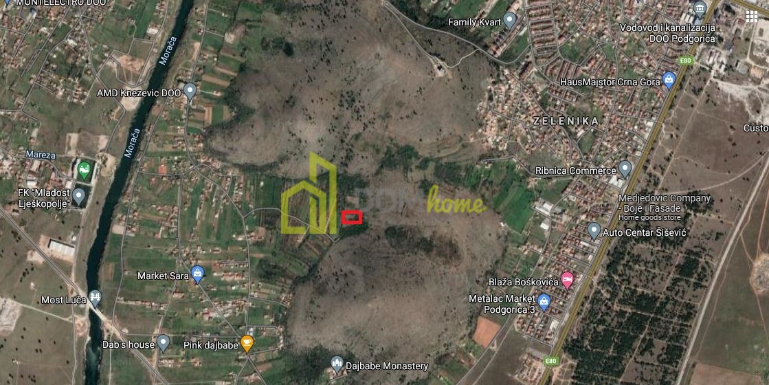 Plac 1588m2, Dajbabe